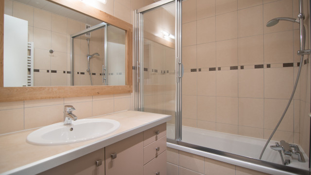 _lv_images__lot_0000010511_11_14420450