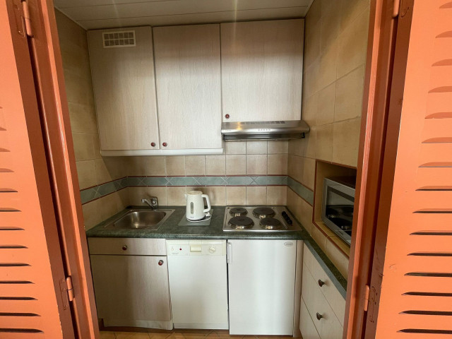 _lv_images__lot_0000010904_06_13081495