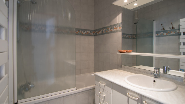 _lv_images__lot_0000010904_08_13936654