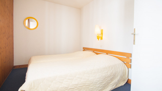 _lv_images__lot_0000011116_06_13082454