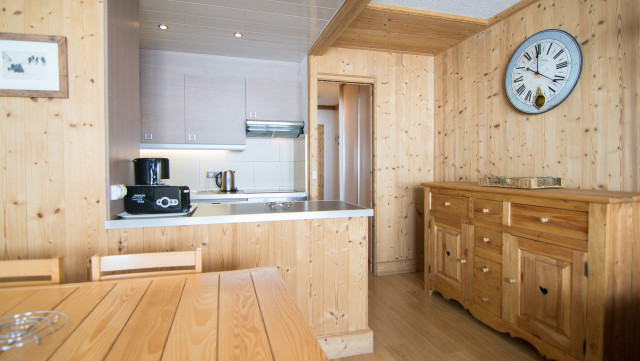 _lv_images__lot_0000011212_03_13937077