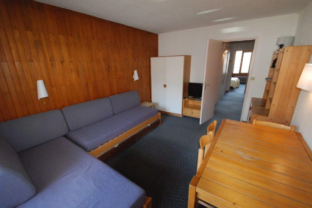 _lv_images__lot_0000020401_02_13176145