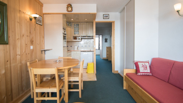 _lv_images__lot_0000020501_03_14420003