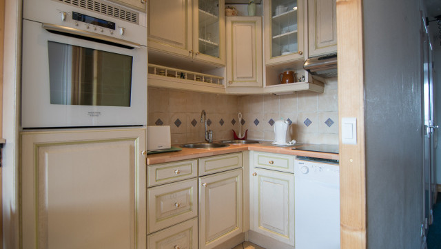 _lv_images__lot_0000020501_06_13456277