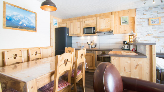 _lv_images__lot_0000030108_04_14234348