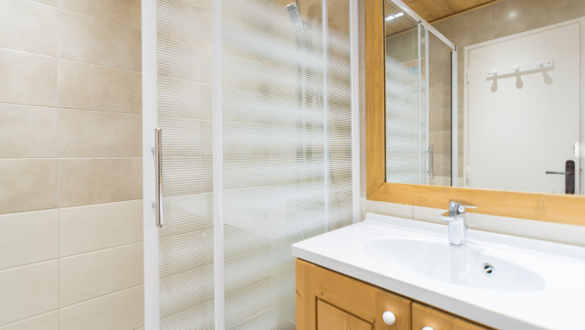 _lv_images__lot_0000030108_11_13835201