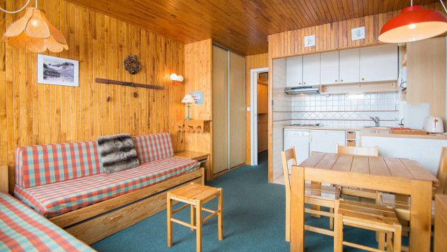 _lv_images__lot_0000030202_03_13166881