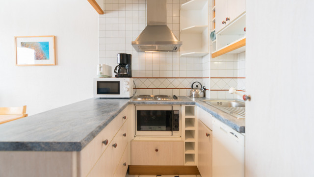 _lv_images__lot_0000030203_06_13937655