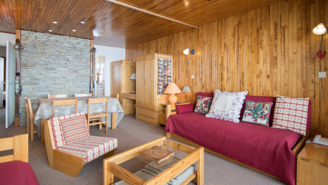 _lv_images__lot_0000030304_03_13455948