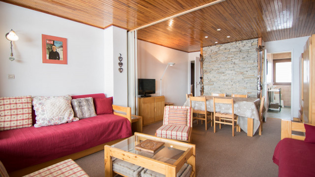 _lv_images__lot_0000030304_04_14373268