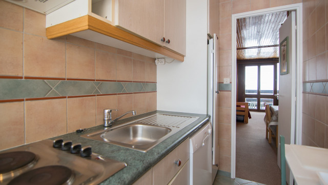 _lv_images__lot_0000030304_07_13269229