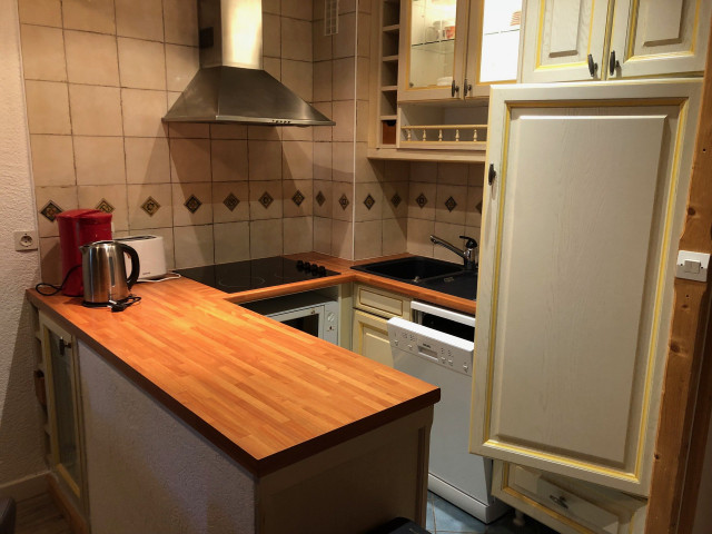 _lv_images__lot_0000030307_04_13456046