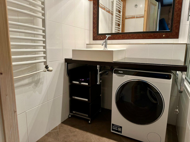 _lv_images__lot_0000030405_07_13203085