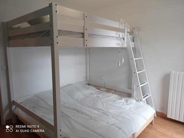 _lv_images__lot_0000070004_14_13081565