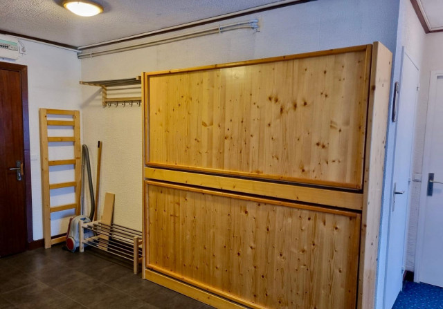 _lv_images__lot_0000070018_05_13835242