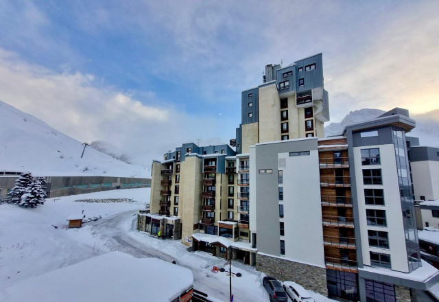 _lv_images__lot_0000070018_13_14032477