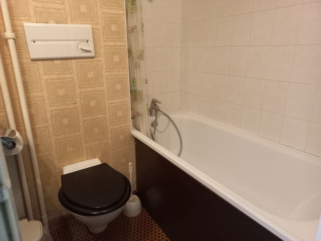 _lv_images__lot_0000100040_06_13082488