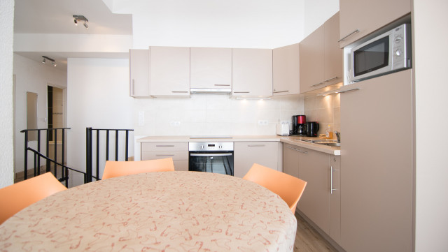 _lv_images__lot_0000120088_05_14373145