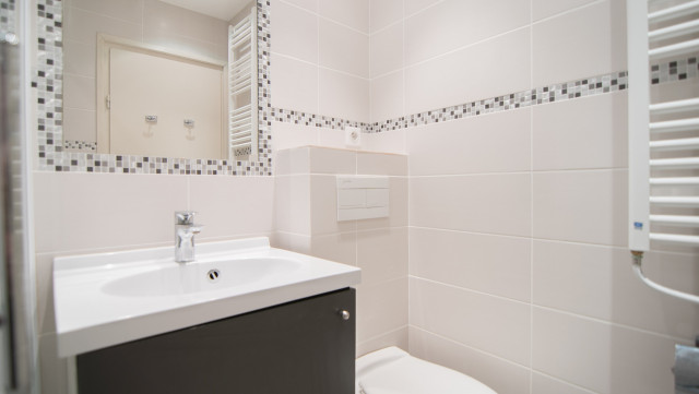 _lv_images__lot_0000120088_09_13165986