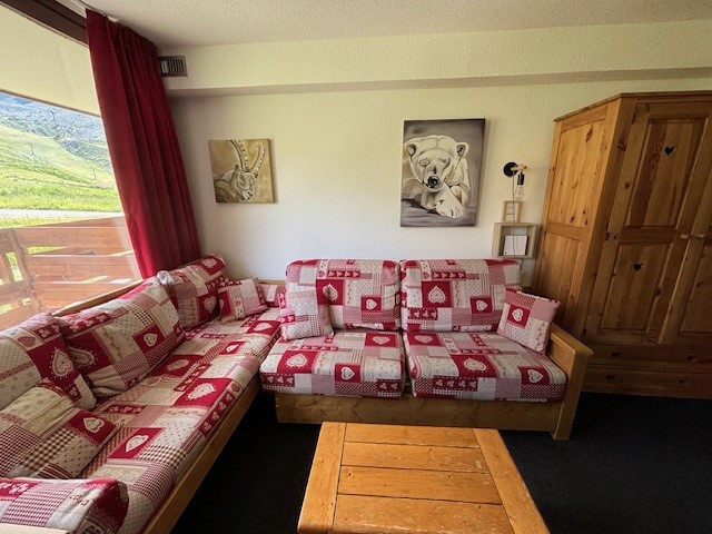 _lv_images__lot_0000210003_02_14234922