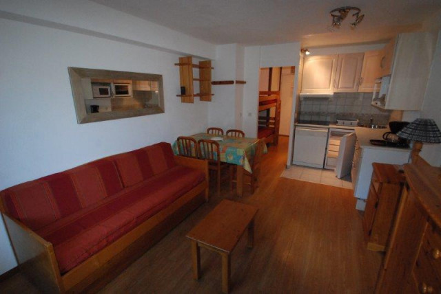 _lv_images__lot_0000210020_01_13166196