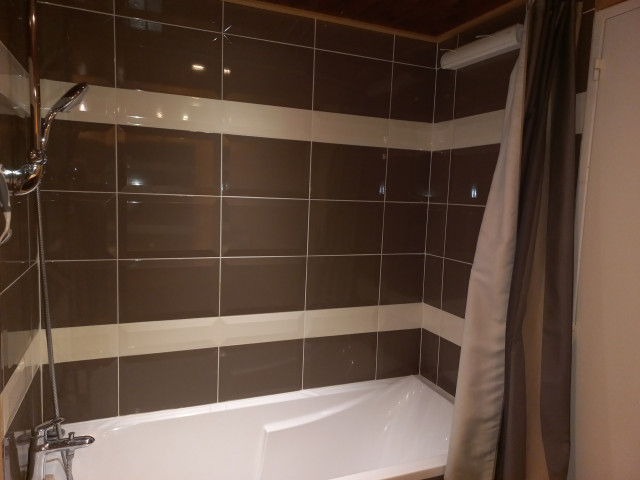 _lv_images__lot_0000230082_10_14177432