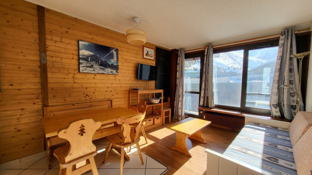 _lv_images__lot_0000230111_01_13203253