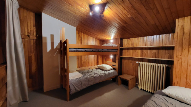 _lv_images__lot_0000230116_07_14032498