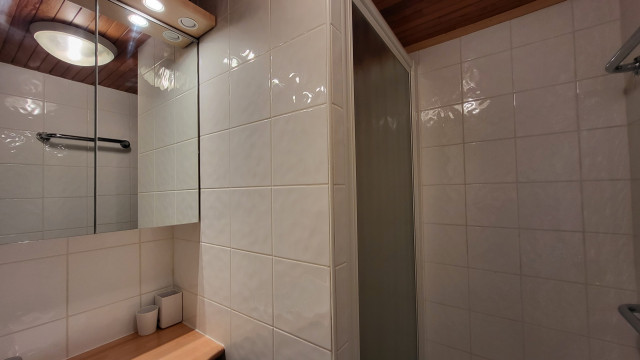 _lv_images__lot_0000230116_09_13587937