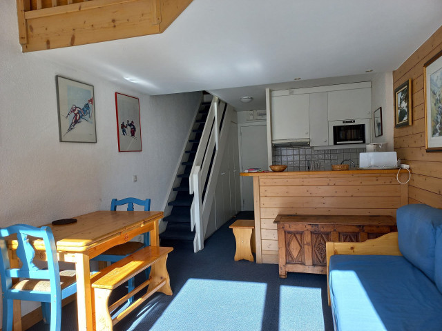 _lv_images__lot_0000230138_03_13081630