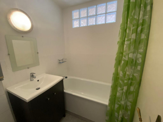 _lv_images__lot_0000230145_05_14234596