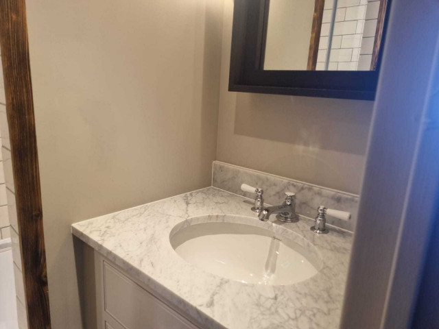 _lv_images__lot_0000230157_08_14033450