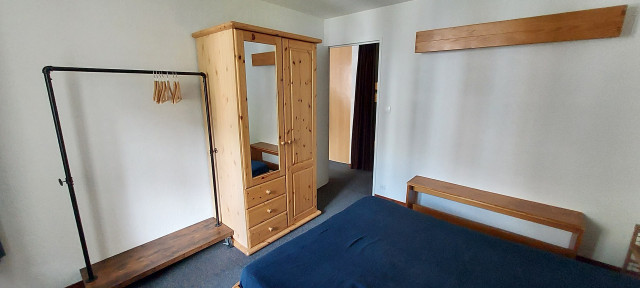 _lv_images__lot_0000230161_06_13156214