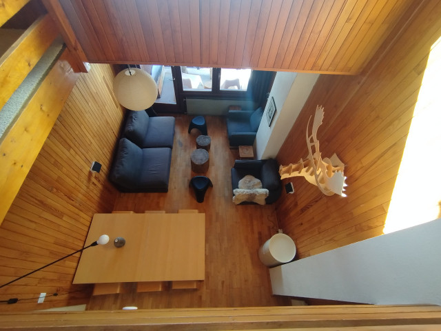 _lv_images__lot_0000230167_08_13081201