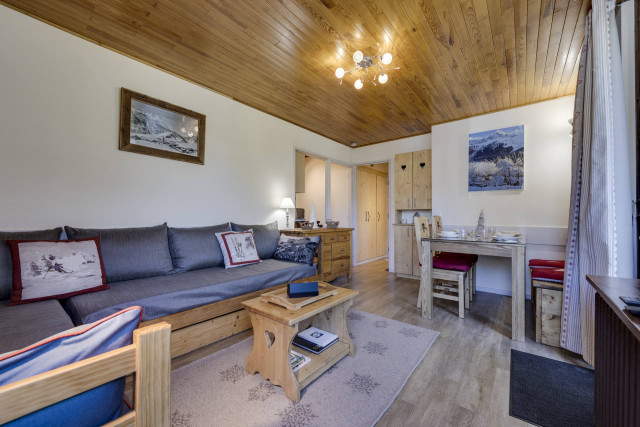 _lv_images__lot_0074061438_01_14237026