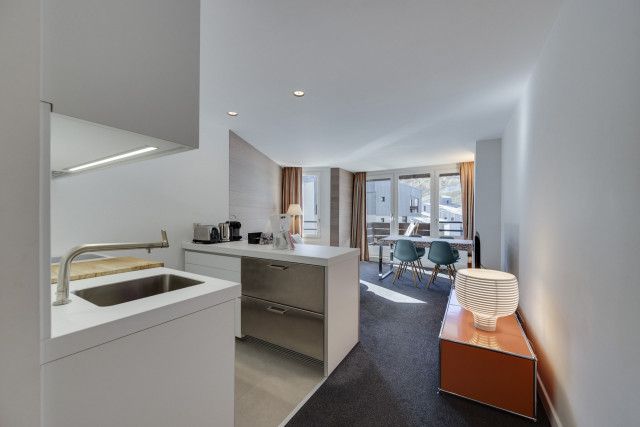 _lv_images__lot_0074061564_03_13083901