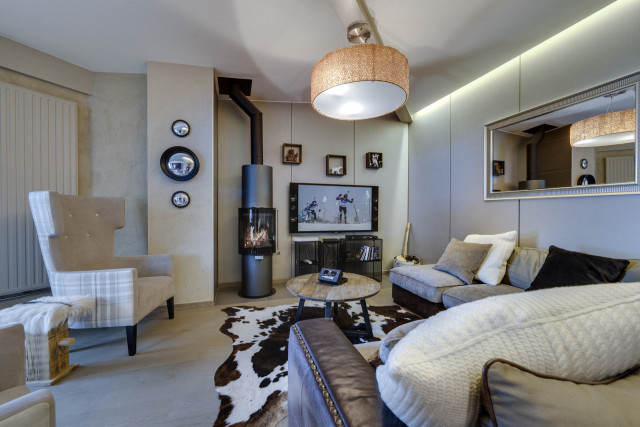 _lv_images__lot_0074061616_01_14236556