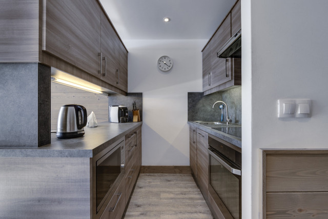 _lv_images__lot_0074061997_04_13168158