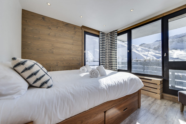 _lv_images__lot_0074061997_08_14198559