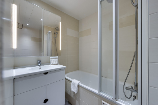 _lv_images__lot_0075260035_09_14394557