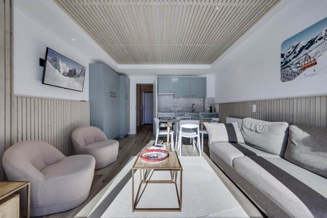 _lv_images__lot_0075553494_02_14035025