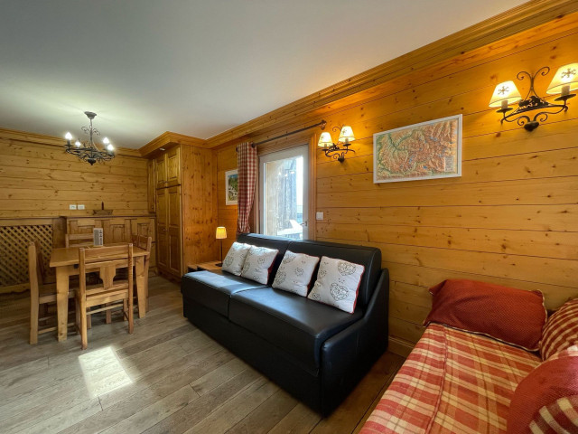 _lv_images__lot_0075553733_02_13083708