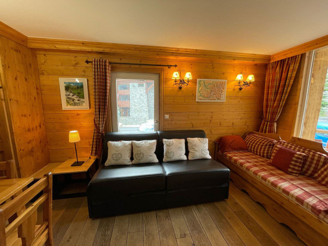 _lv_images__lot_0075553733_03_13083709