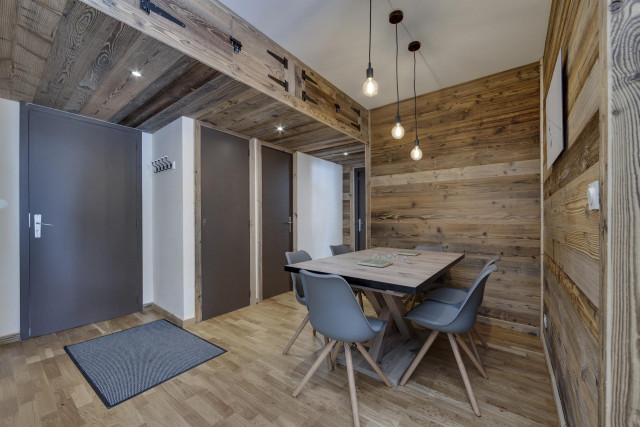 _lv_images__lot_0075553797_05_14025094