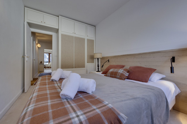 _lv_images__lot_0075553812_07_14421619