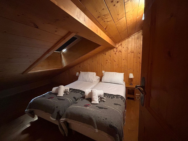 _lv_images__lot_0075553973_07_13837312