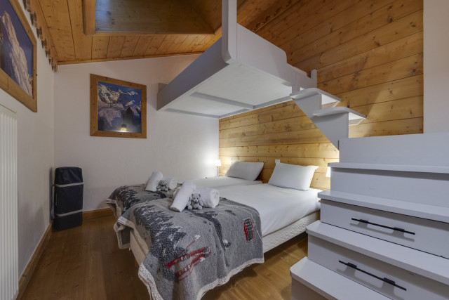 _lv_images__lot_0075553973_08_13837313