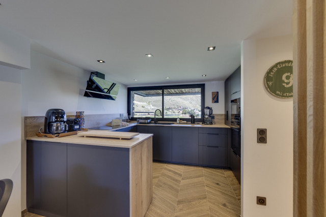 _lv_images__lot_0075554056_07_13167651