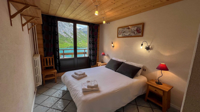 armaillis-tignes-chambre-sud-1