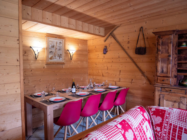 armaillis-tignes-salle-manger-1